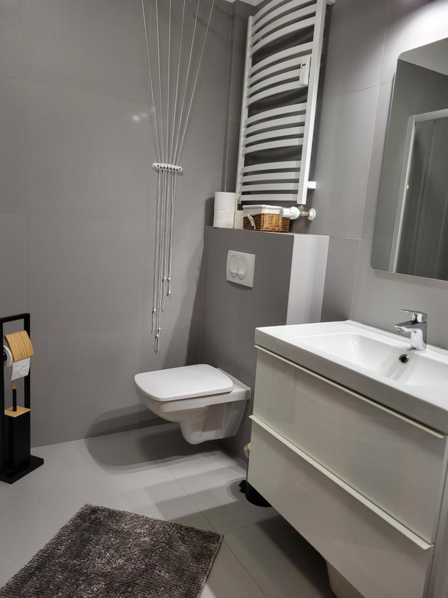 Miodowy Dom Exspanse Apartament 2 Lub 3 Pokoje Z Tarasem I Parkingiem Kołobrzeg Exteriör bild